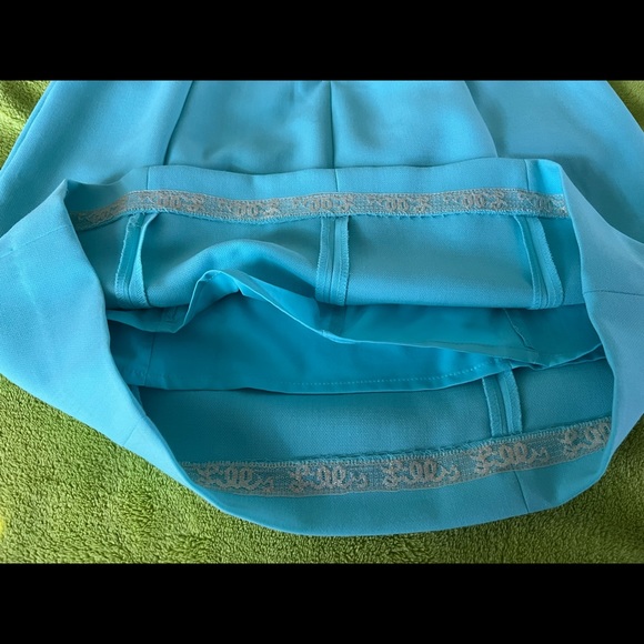 Lilly Pulitzer Women’s Sky Blue Mary Jane Lane Shift Dress with Cut Out - Picture 14 of 15